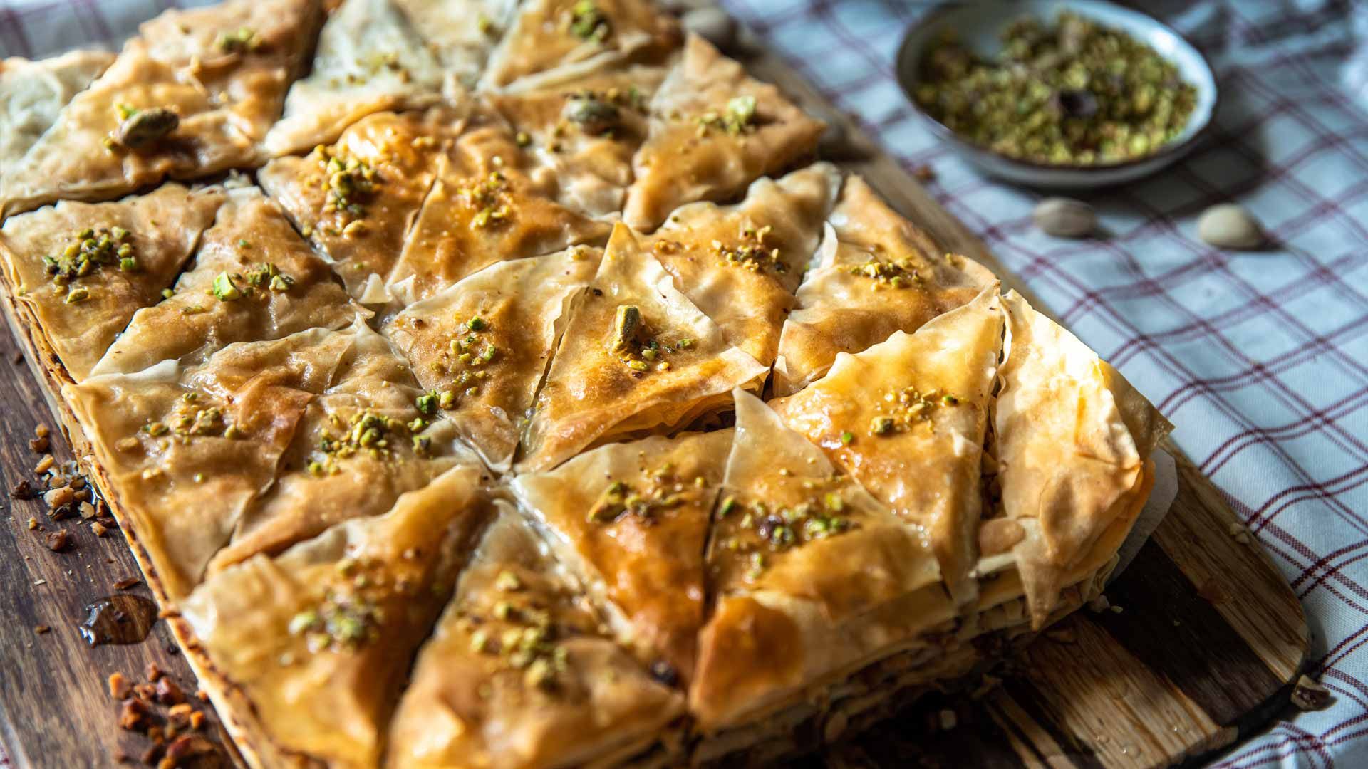 5-traditional-must-try-greek-desserts