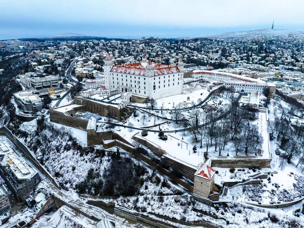 Transfer to Vienna | Bratislava Orientation | Check in