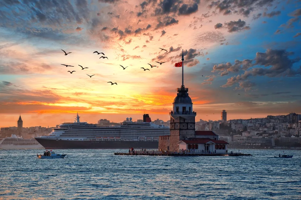 Day 1: Arrival in Istanbul | Hotel Check-in | Bosphorus Dinner Cruise