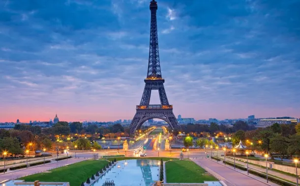 Day 01 - Paris