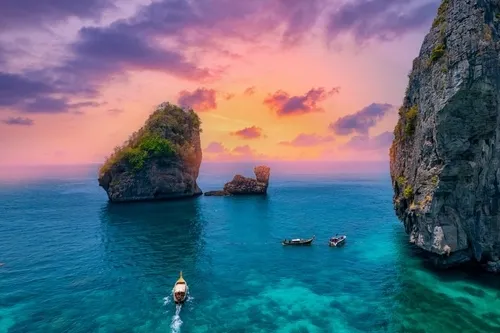 Day 4: Phi Phi Island Tour 