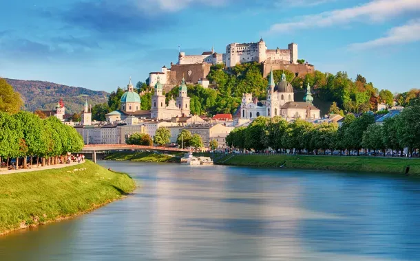 SALZBURG & LAKE DISTRICT