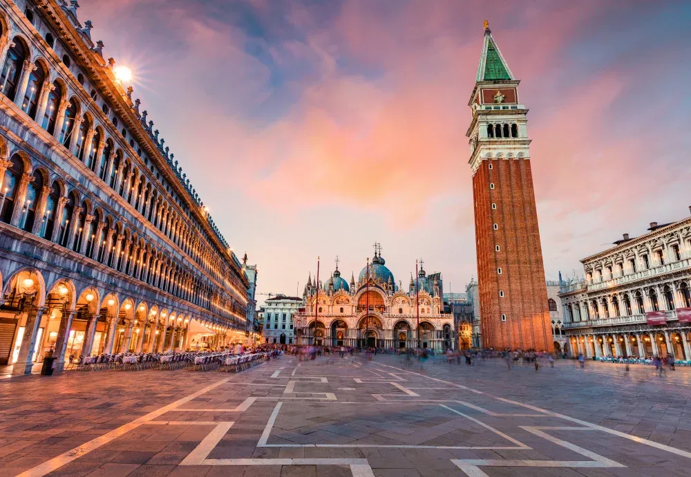 Transfer to Venice | Venice Island Tour | Check in