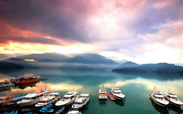 Musafir-Taiwan-Sun-Moon-Lake-Taipei